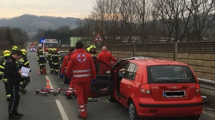 Massenkarambolage bei Kaindorf