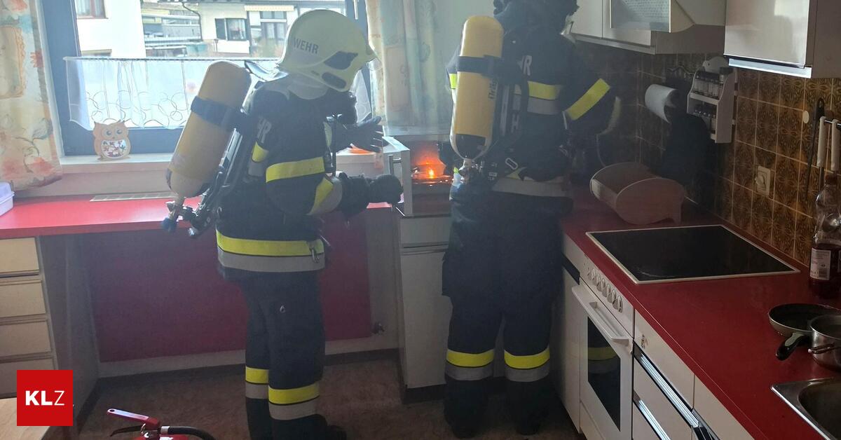 Feuerwehr-Trofaiach-rettet-schlafende-Person-aus-Wohnung