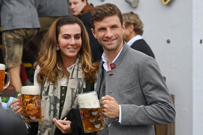 Lisa und Thomas Müller sind seit 15 Jahren verheiratet