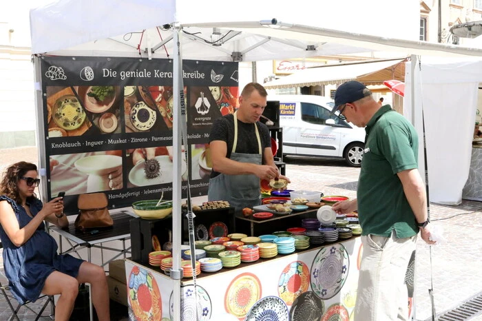 Die Besucher erwartet ein Multikulti-Markt, gepaart mit einem Singer-Songwriter- und Liedermacher-Festival. 