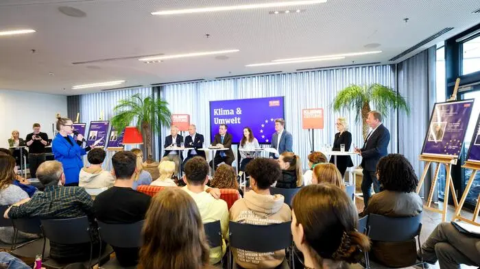 Elefantenrunde, EU Wahl, Kanditaten EU Wahl, Schulen, Schüler, Lena Schilling, Helmut Brandstätter, Harald Vilimsky, Andreas Schieder, Reinhold Lopatka, Graz am 14.05.2024