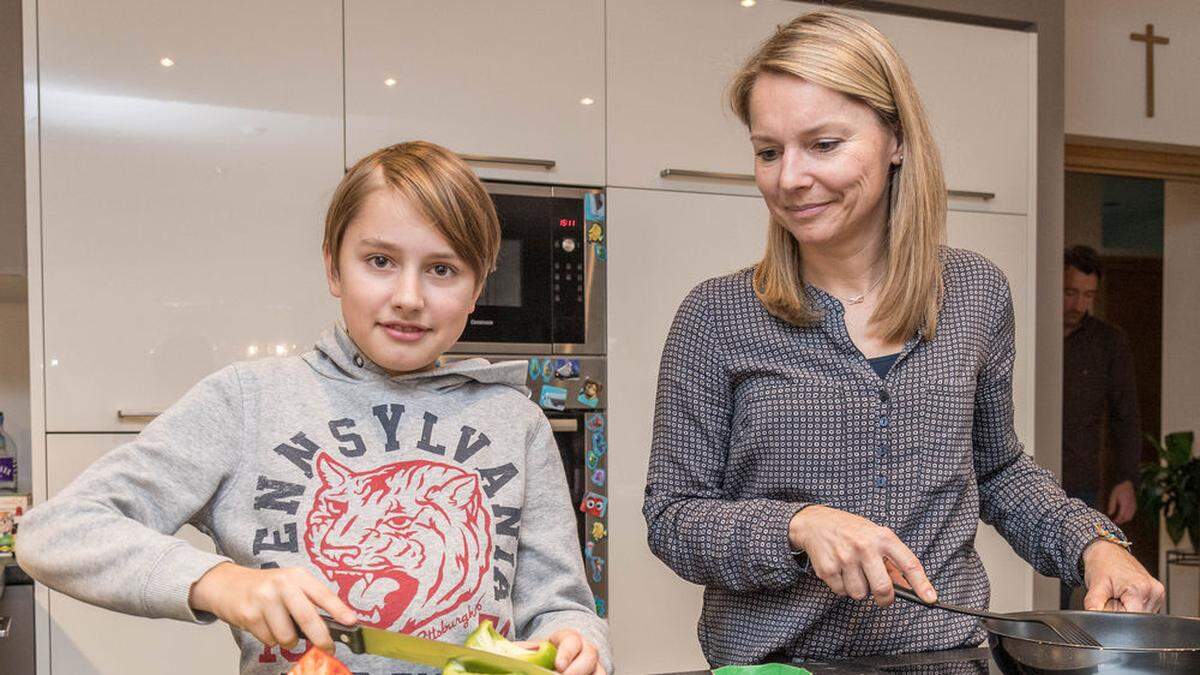 Niki gemeinsam mit Mama Beatrix