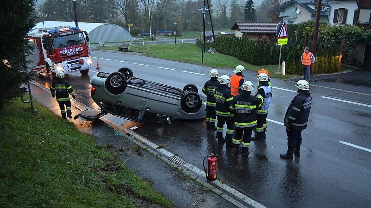 Schwerer Verkehrsunfall am Donnerstagmorgen im Guggitzgraben