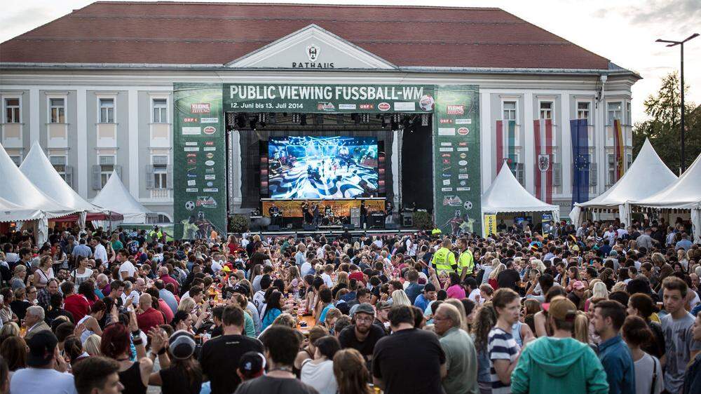 WM-2014, Public Viewing in Klagenfurt: Ein Bild aus besseren Tagen für Veranstalter