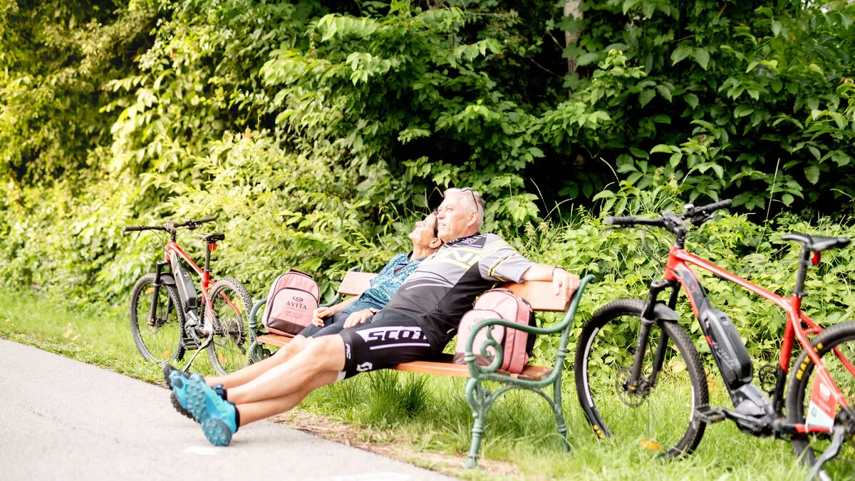 Sportlich-aktiv auf dem Fahrrad und gleichzeitig entspannt in der Therme wird Ihr Urlaub im Südburgenland 