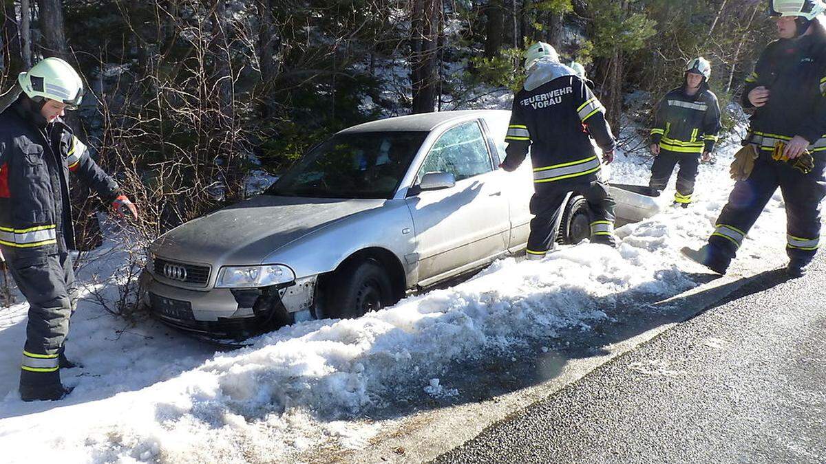 Feuerwehreinsatz an der L408