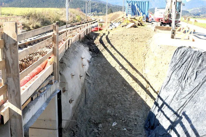 Die neue Unterführung für Wanderer und Langläufer nahe dem Bahnhof Bad Mitterndorf-Zauchen