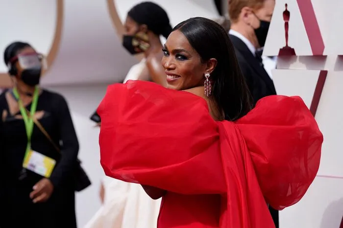 Angela Bassett war am meisten aufgemascherlt. Muss man sagen.