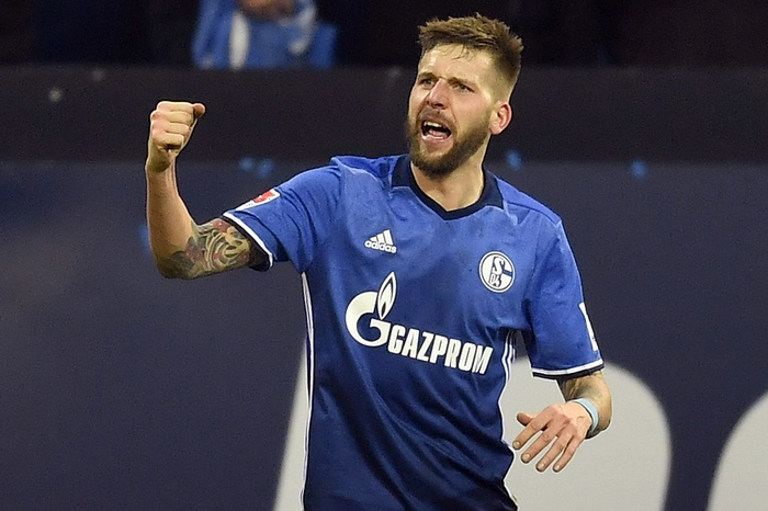 Im Jänner wechselte Guido Burgstaller von Nürnberg zu Schalke. Der 28-Jährige passt zum Ruhrpott-Klub. Er rackert und trifft: 16 Tore in der Bundesliga, 3 in der Euro League.