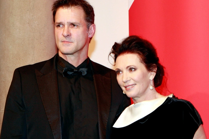 Iris Berben (67) lernte 2007 bei einem Filmdreh ihren jetzigen Partner Heiko Kiesow (56) kennen.