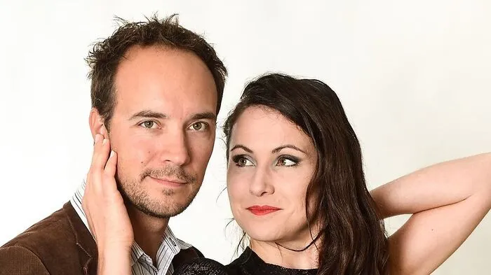 Birgit Fuchs und Martin Mak spielen Helena und Bob