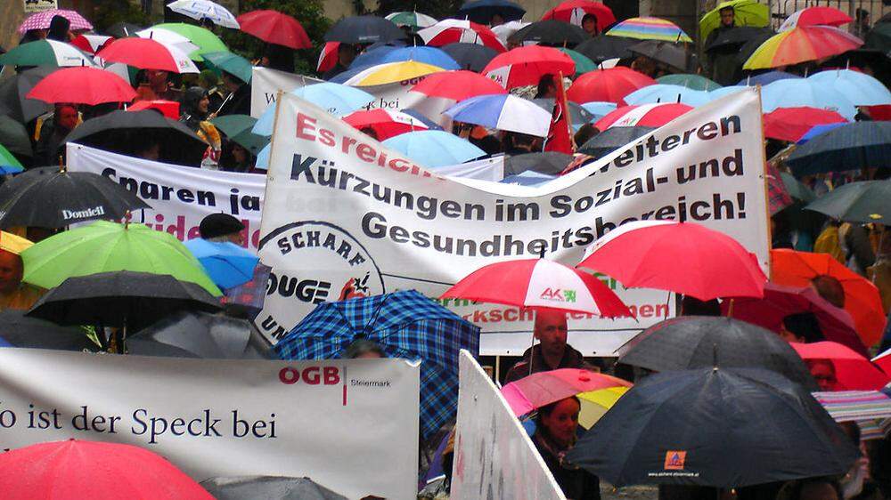 2011: Demo gegen Spramaßnahmen in der Grazer Burg