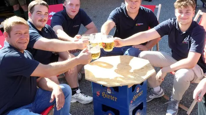 War das ein tolles Fest! In optimaler Feierlaune waren am Wochenende die Florianijünger von Althofen. Die Blauröcke luden am Samstag unter Feuerwehr-Kommandant Johann Delsnig und Stellvertreter Markus Zuschnig zum Feuerwehrfest.