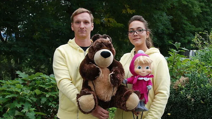 Norman Becker und Selina Reinhard spielen „Mascha und der Bär“ in Voitsberg und Rosental