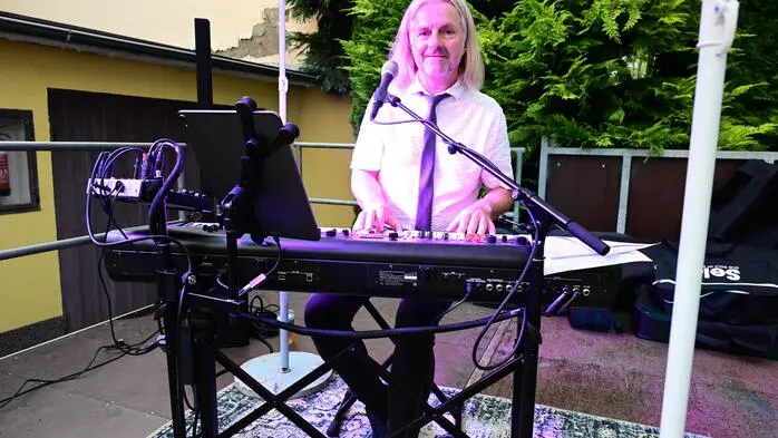 Beste Stimmung herrschte kürzlich beim Hoffest des Café RIWA in Zeltweg.