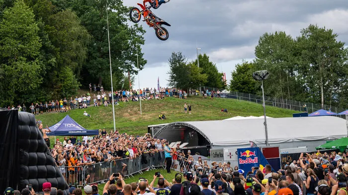 Klicken Sie sich durch die Bilder der Show!