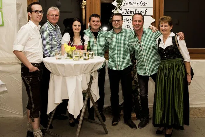 Klicken Sie sich bitte durch die weiteren Bilder!