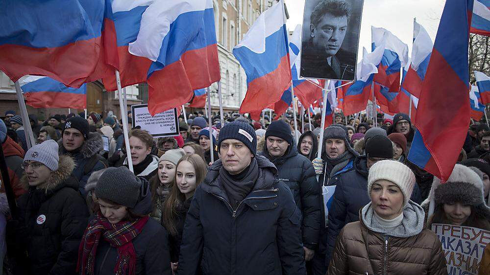 Unter den Demonstranten zur Erinnerung an die Ermordung Nemzows: Alexej Nawalny 