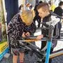 Auch die Firma More war vertreten. Die Jugendlichen konnten sich beim Bikeservice ausprobieren