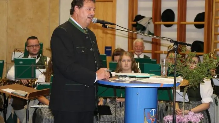 Der Vizebürgermeister von Passail, Siegfried Stadlhofer, führte als Leiter des Organisationskomitte durch den Tag. Er durfte Landeshauptmannstellvertreter Michael Schickhofer und Nationalratsabgeordneten Reinhold Lopatka begrüßen.