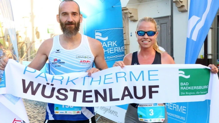 Sieger im Halbmarathon: Vinzenz Kumpusch und Jana Beck.