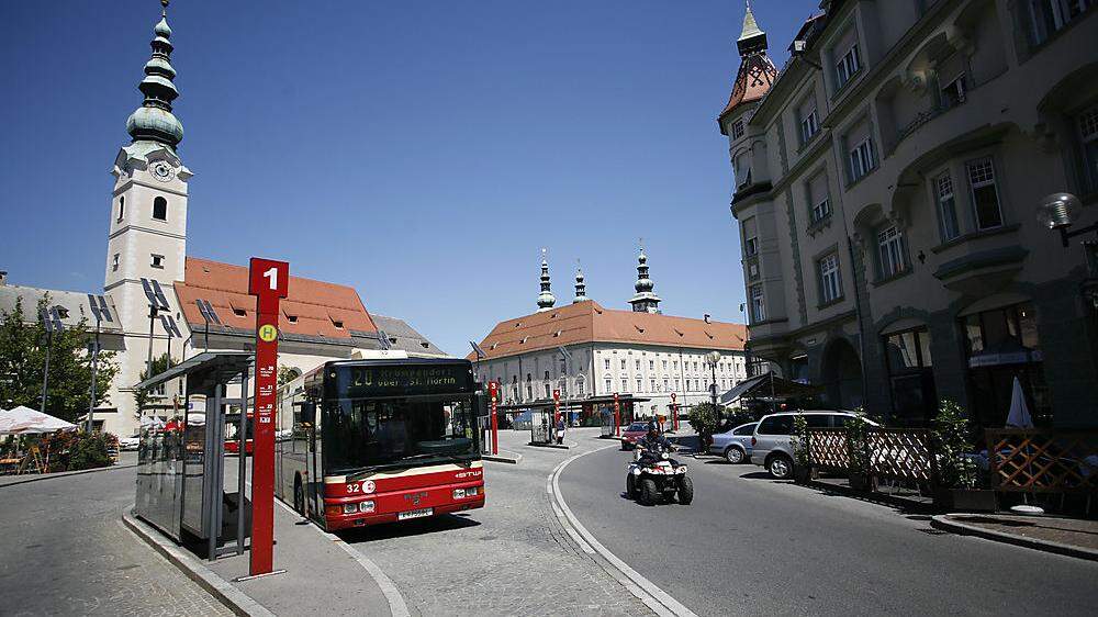 Die Buslinie verkehrt nur zwischen dem Heiligengeistplatz und dem Klagenfurter Strandbad