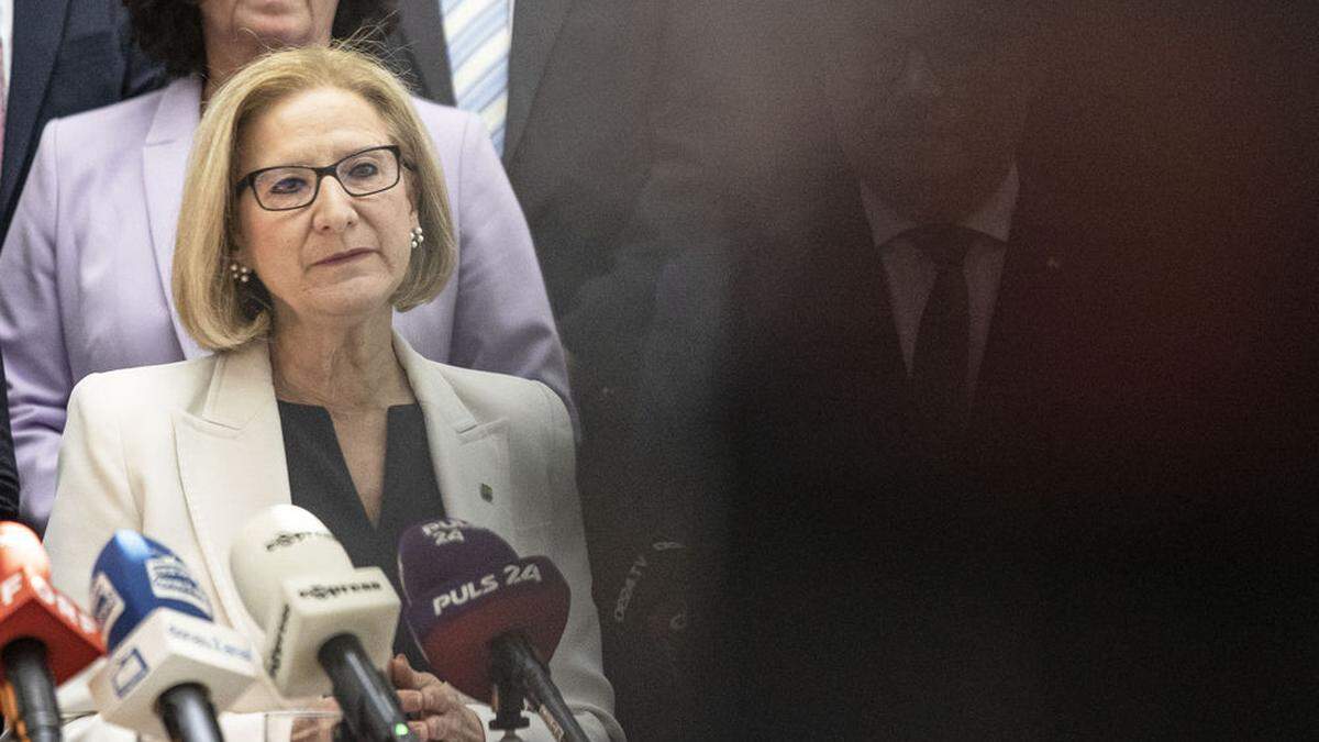 Johanna Mikl-Leitner (ÖVP) droht ein schwarzer Absturz - die Stärke ihrer Landespartei könnte diesen aber verhindern
