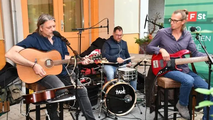 Ein musikalisches Highlight: Der Live Auftritt von Stefan Jürgens und Band