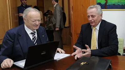 Fair wahlkämpfen? Khol (links) und Hundstorfer für Abkommen.