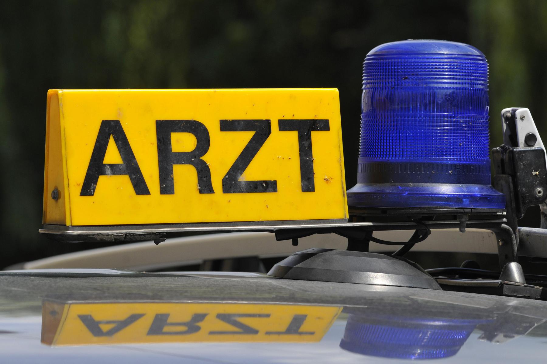 Kein Blaulicht für Notfall-Mediziner: Blaulicht-Streit: Rotes Kreuz macht Druck