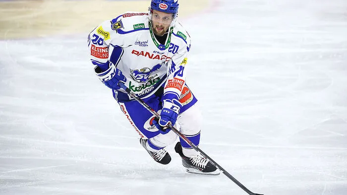 Verletzte sich im Spiel gege Bozen: Nico Brunner