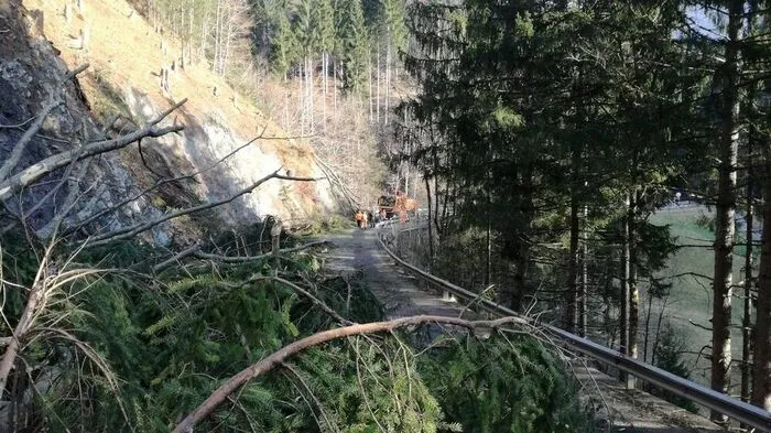 Fotos der Hangrutschung