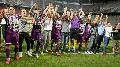 Die Freude bei den Spielern von Austria Klagenfurt nach dem 4:1-Sieg gegen Parndorf war grenzenlos 