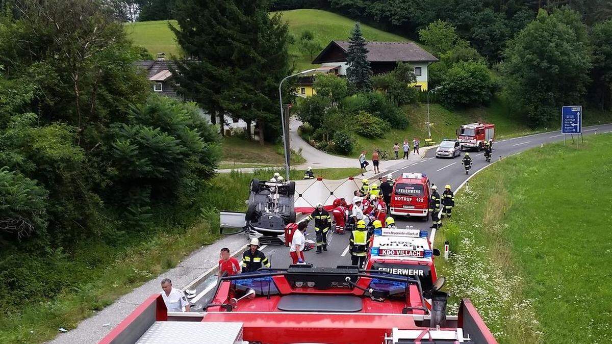 Auto krachte in Wohnmobil: Ein Schwerverletzter