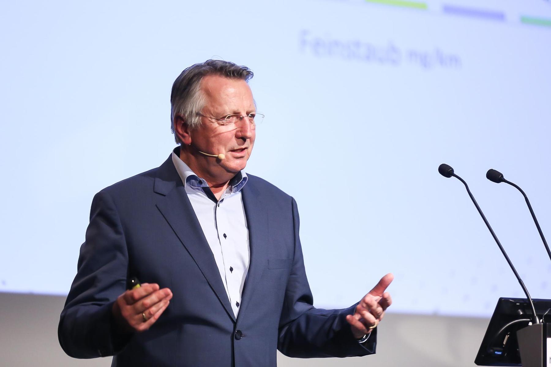 Wahl ist entschieden: Vier gewinnt: Günther Kerle ist wieder die Stimme der Autobranche