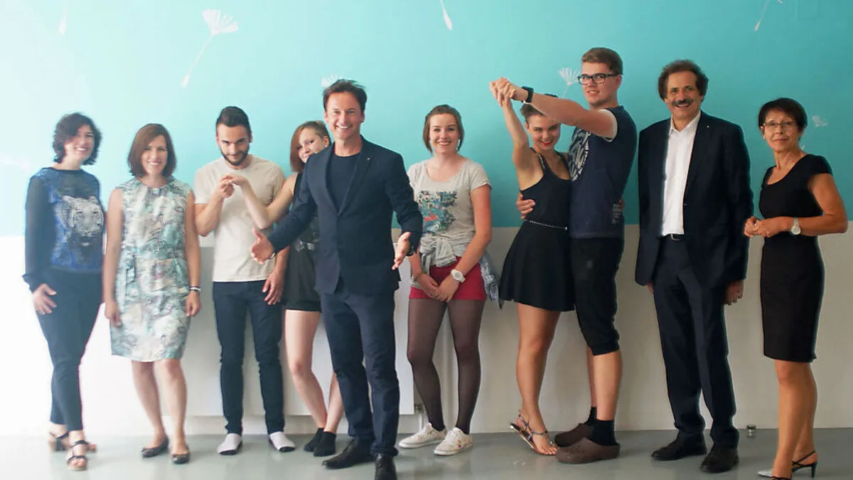 Günther Kazianka (Fünfter von links) mit den Workshop-Teilnehmern