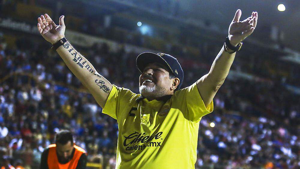 Maradona wie er leibt und lebt