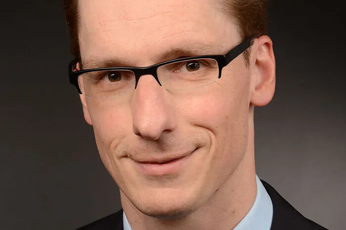 Matthias Schmautz (38) übernimmt die Leitung des Bereichs Rechnungswesen der D.A.S. Rechtsschutz AG. Er verfügt über mehrjährige einschlägige Berufserfahrung im Finanzbereich im In- und Ausland und war zuletzt als stellvertretender Leiter der Konzernrevision der Generali Gruppe Österreich tätig.