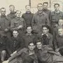 Georges Sarrat (blauer Kreis) mit anderen Kriegsgefangenen