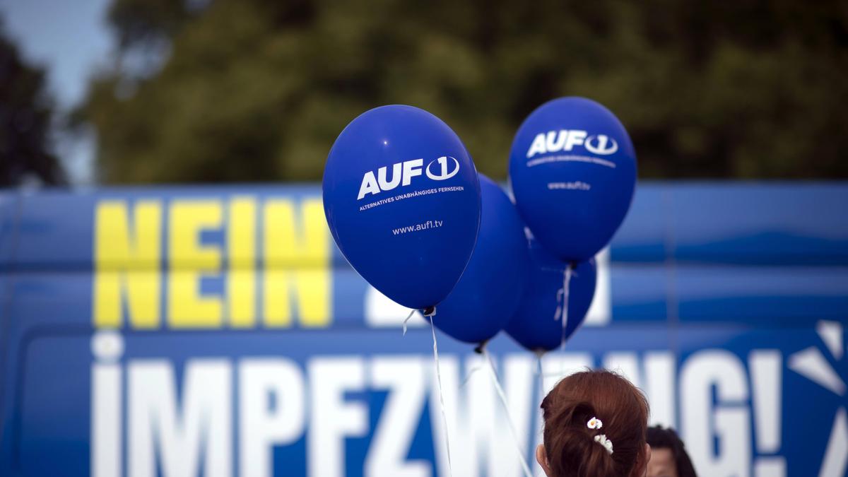 Auf1 ist eines der führenden Medien der Querdenker-Szene