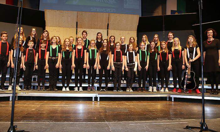 Der Chor der Neuen Mittelschule Bad Waltersdorf