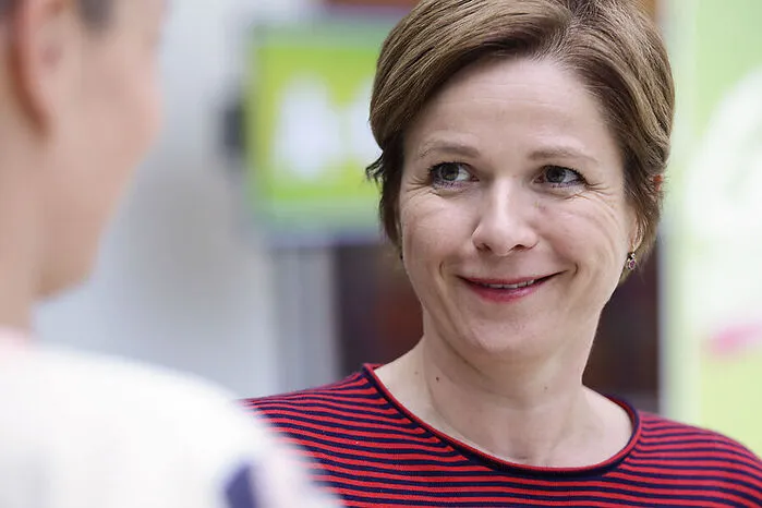 Judith Schwentner (Grüne): Das Klima im Rathaus, in der Stadt ist ein anderes geworden. Wir setzen auf ein Miteinander, eine Politik der kleinen Schritte. Dafür erhalten wir viel Zuspruch. Wir starten nun die Umgestaltung des Straßenraumes und die Beschlüsse der ersten Straßenbahnausbauprojekte. Unser Credo: Mehr Platz für Menschen in der Stadt.