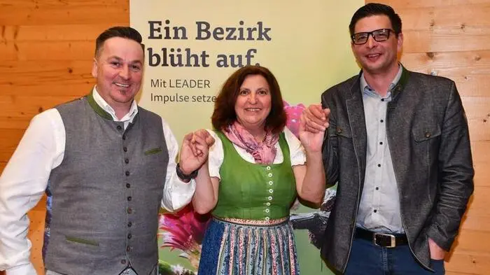„Ich hätte nicht geahnt, dass es so großes Interesse dafür gibt“, sagt Bürgermeisterin Cäcilia Spreitzer bei der Auftaktveranstaltung.