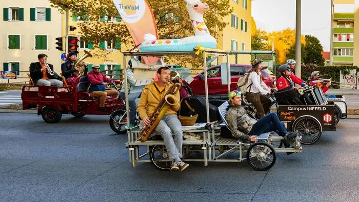 Eine Fahrraddemonstration führte am Freitag (16. 10.) durch Graz