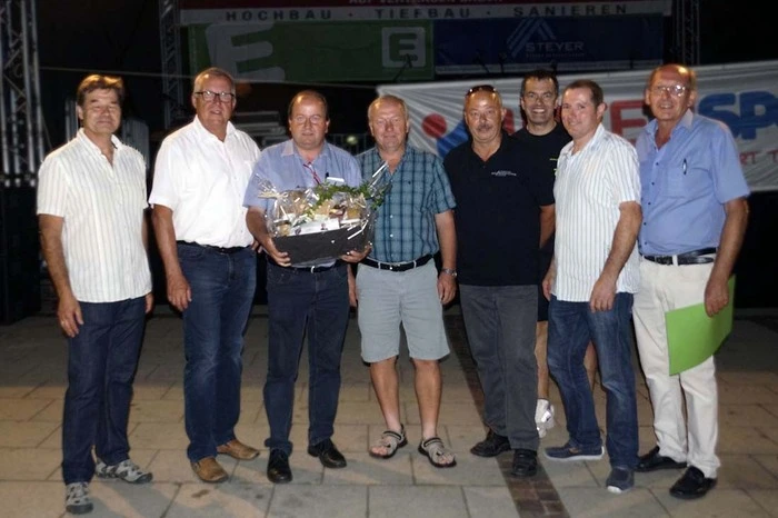 Beim Schnapserturnier hatte das Team Friedheim vor der ÖVP-Ilz im Finale das bessere Blatt in der Hand.