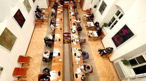 Die Sitzordnung im Ratsaal der Liebburg wird sich ändern, um 21 Mandate wird gekämpft 	