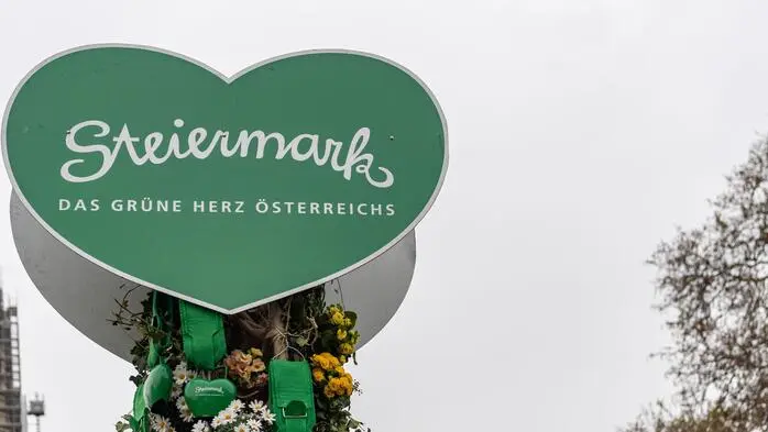 Das Bild zeigt das grüne Steiermarkherz