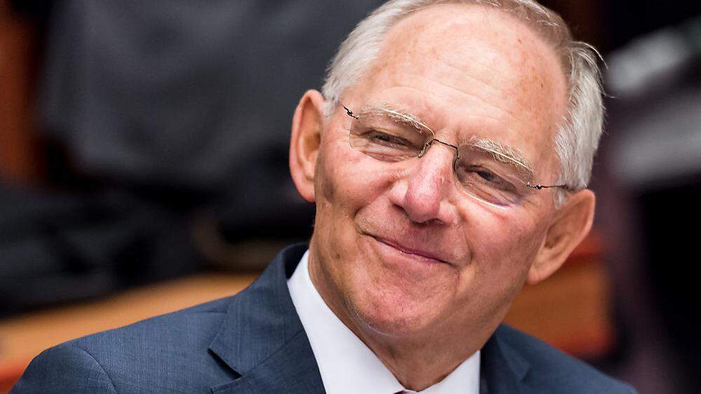 Freut sich über einen Budgetüberschuss, der auf die hohe Kante gelegt wird: Finanzminister Wolfgang Schäuble