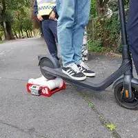 Technische Überprüfung eines E-Scooters