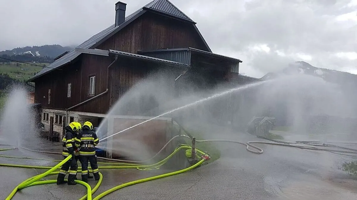 In Assach "brannte" ein Wirtschaftsgebäude
